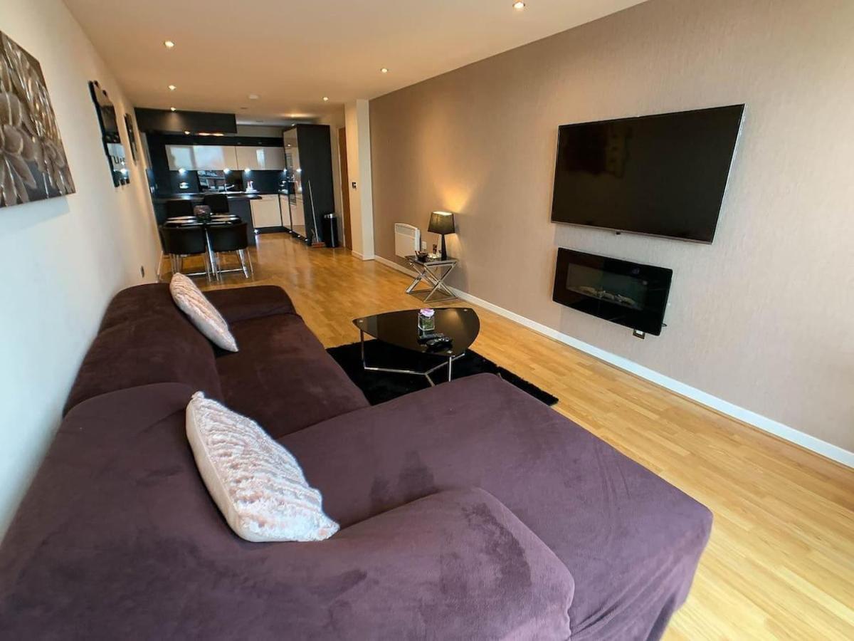 2bd Near Hydro Secc Centre Great Location Apartment
